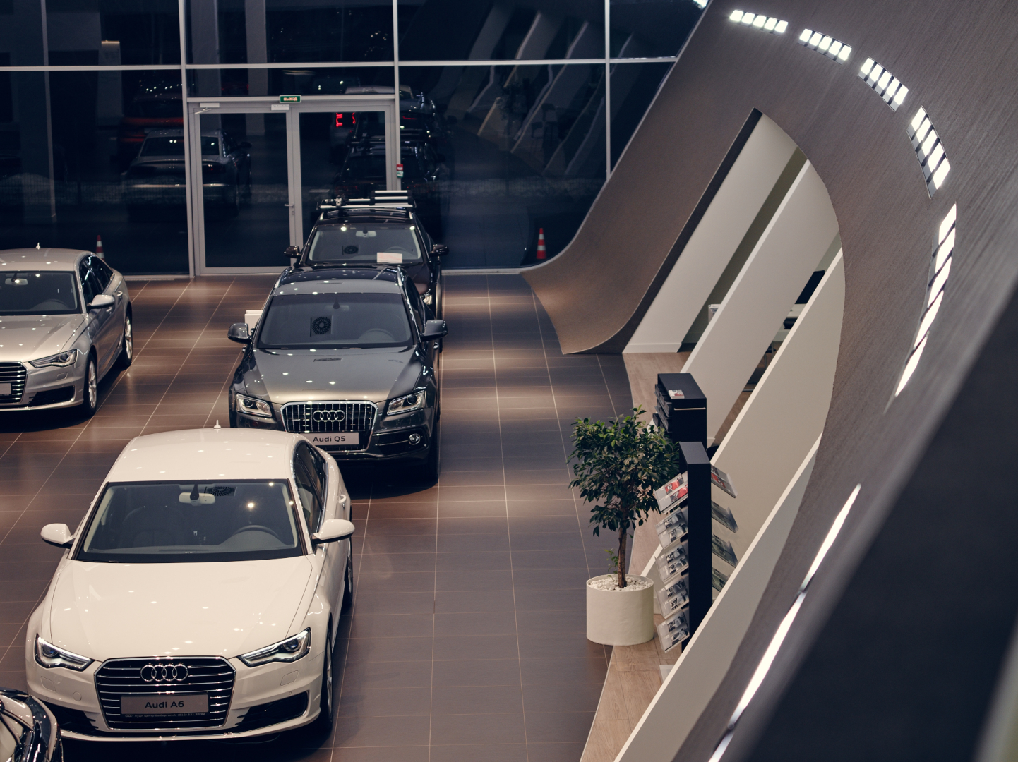 Открытие крупнейшего в России центра Audi