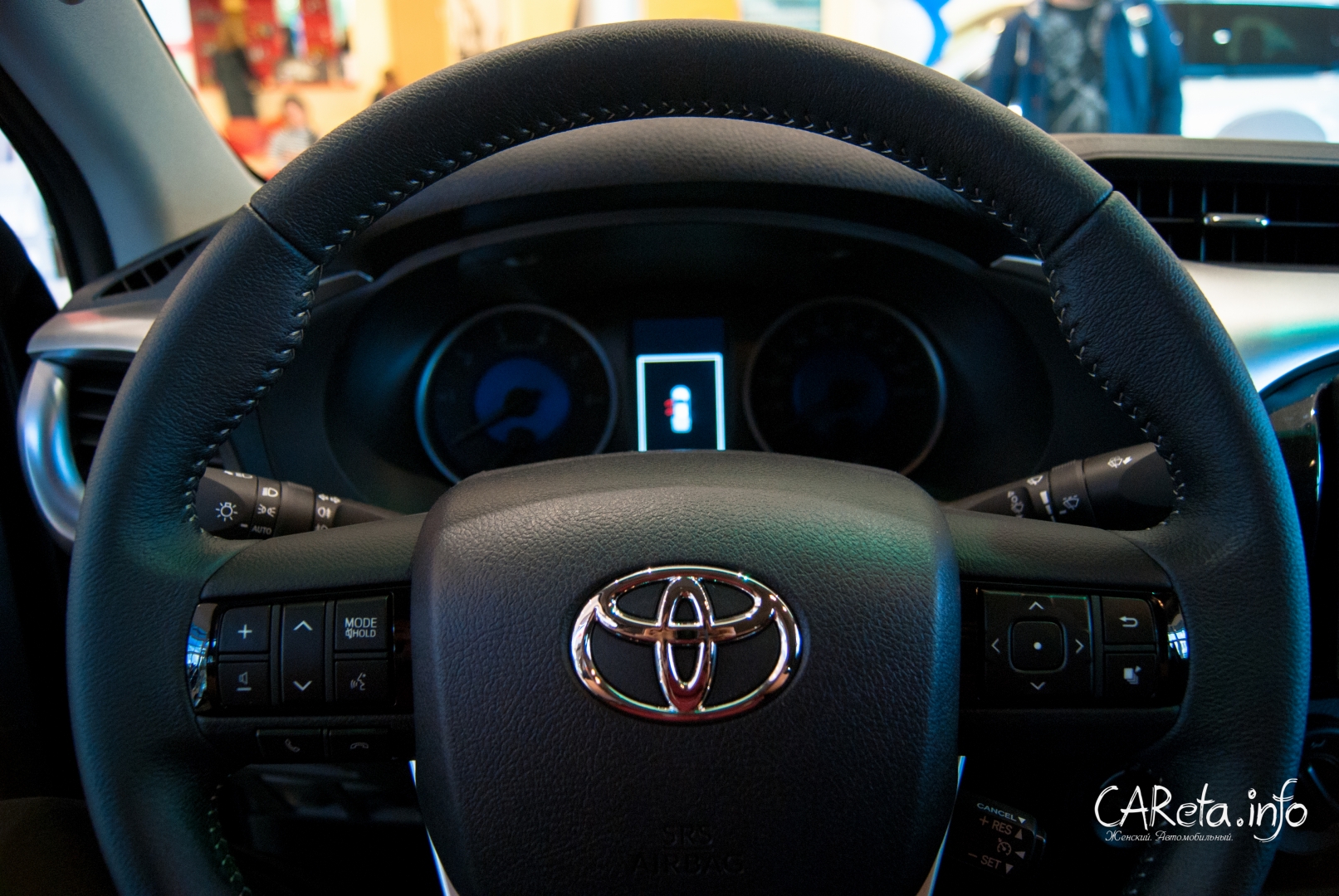 Новая Toyota Hilux - уже в салонах