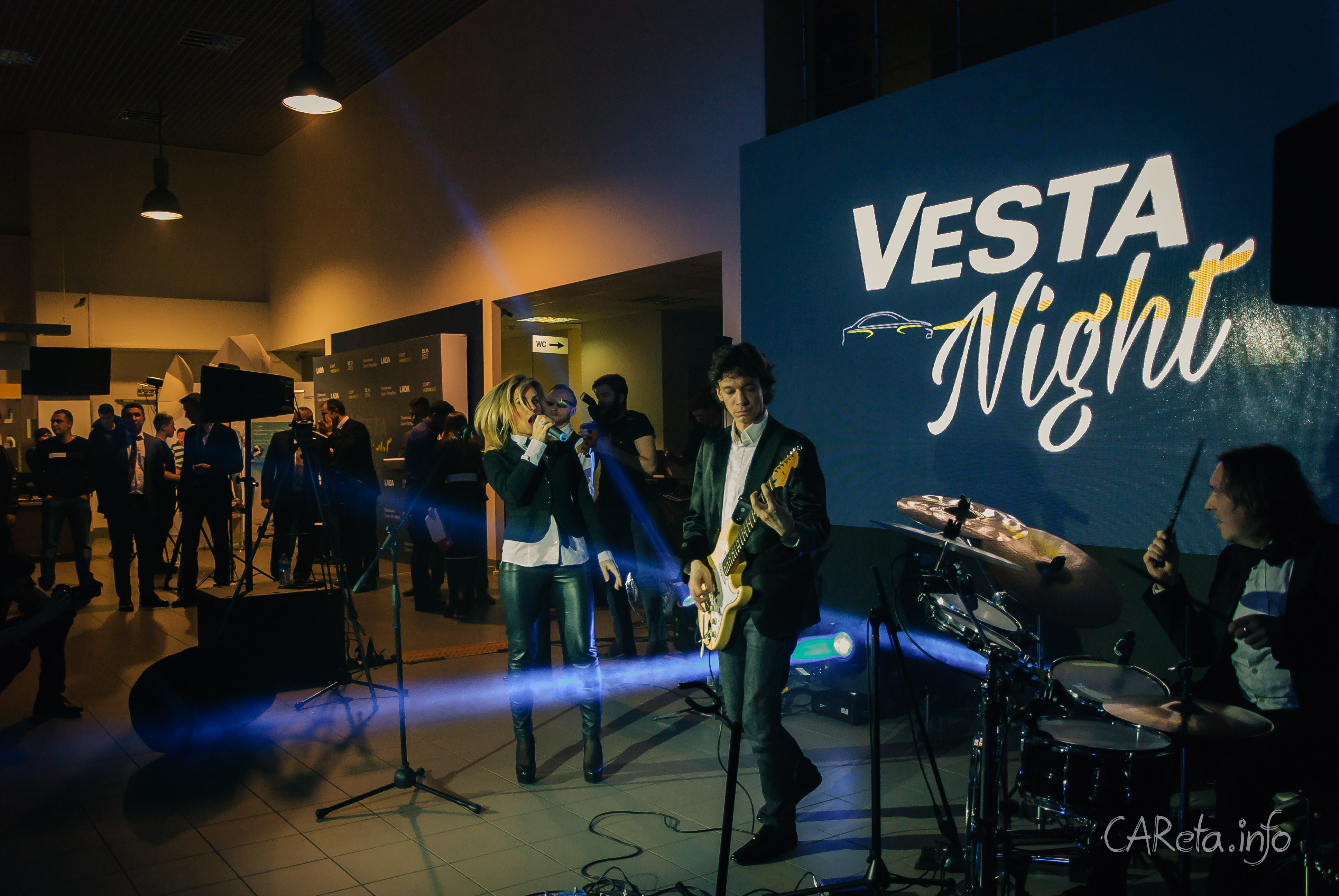 Ночь ажиотажа. Официальный старт продаж LADA Vesta