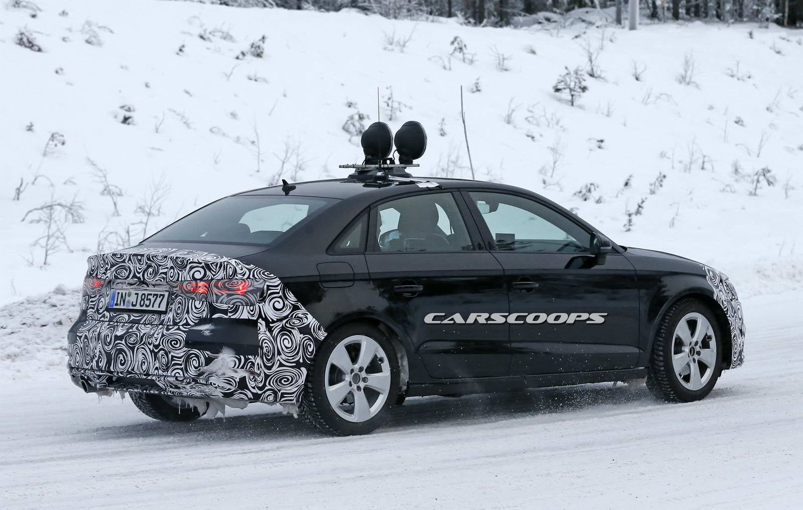 Фотошпионы засняли новый Audi A3 Sedan в камуфляже
