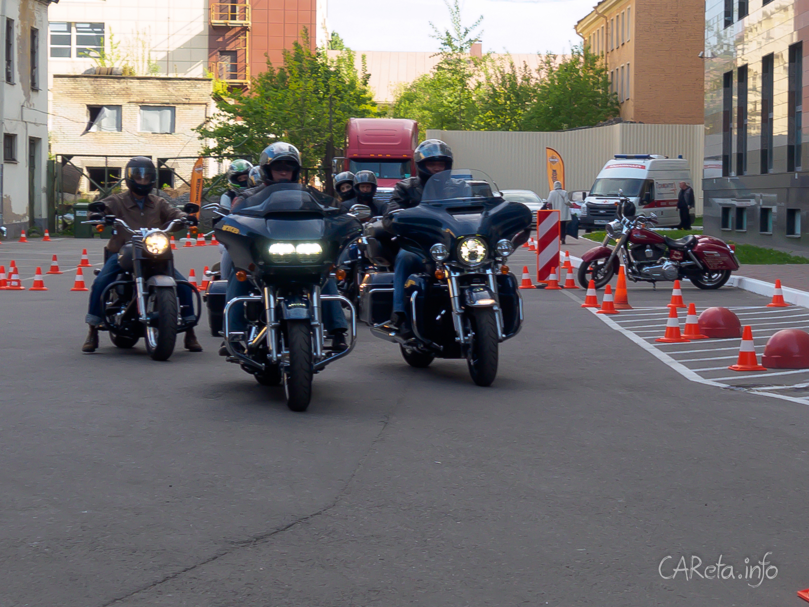 Брутальный Harley Tour в Петербурге