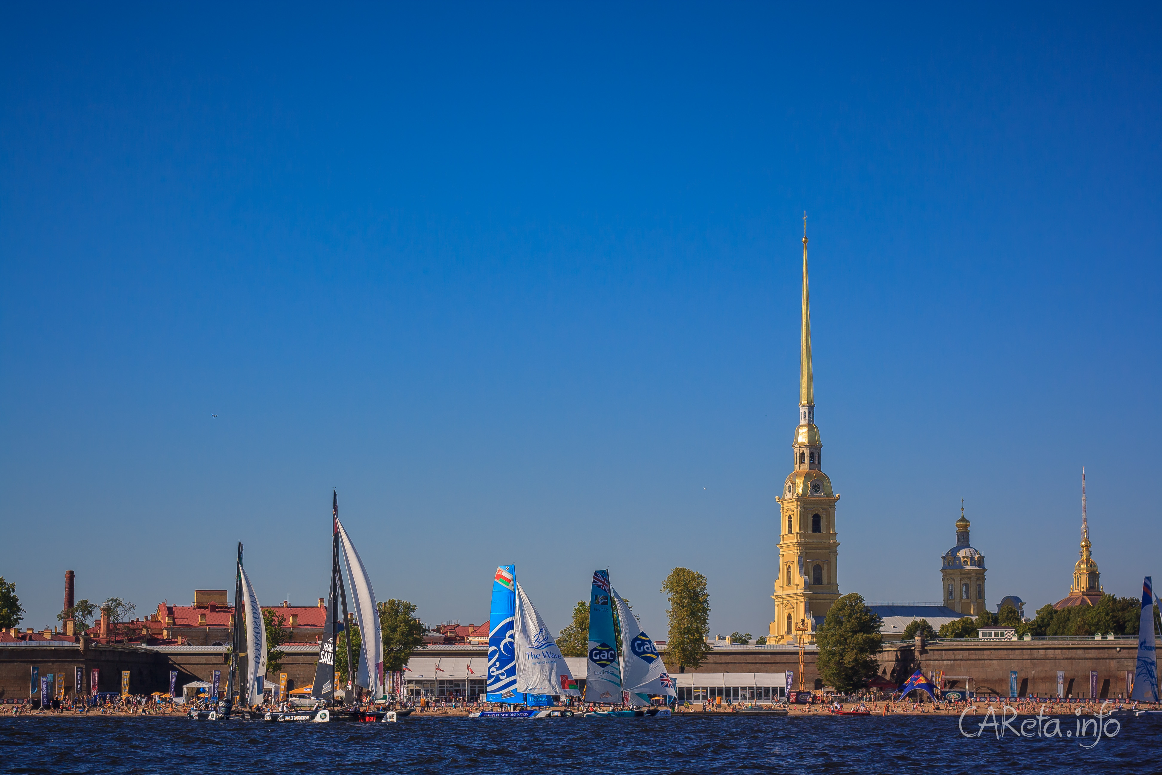 Гонки Extreme Sailing Series  возвращаются в Петербург на «парящих» катамаранах