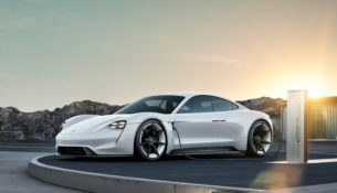 Porsche раскрыла характеристики модели Taycan