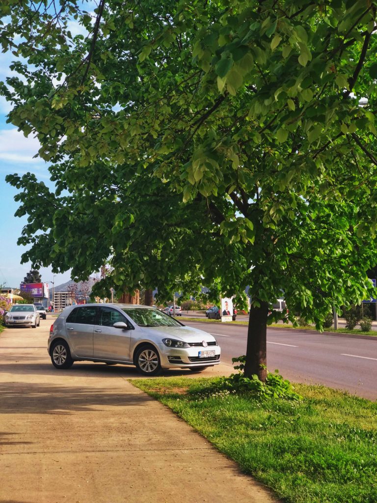 Как арендовать автомобиль в Черногории: советы на Женском автопортале ...