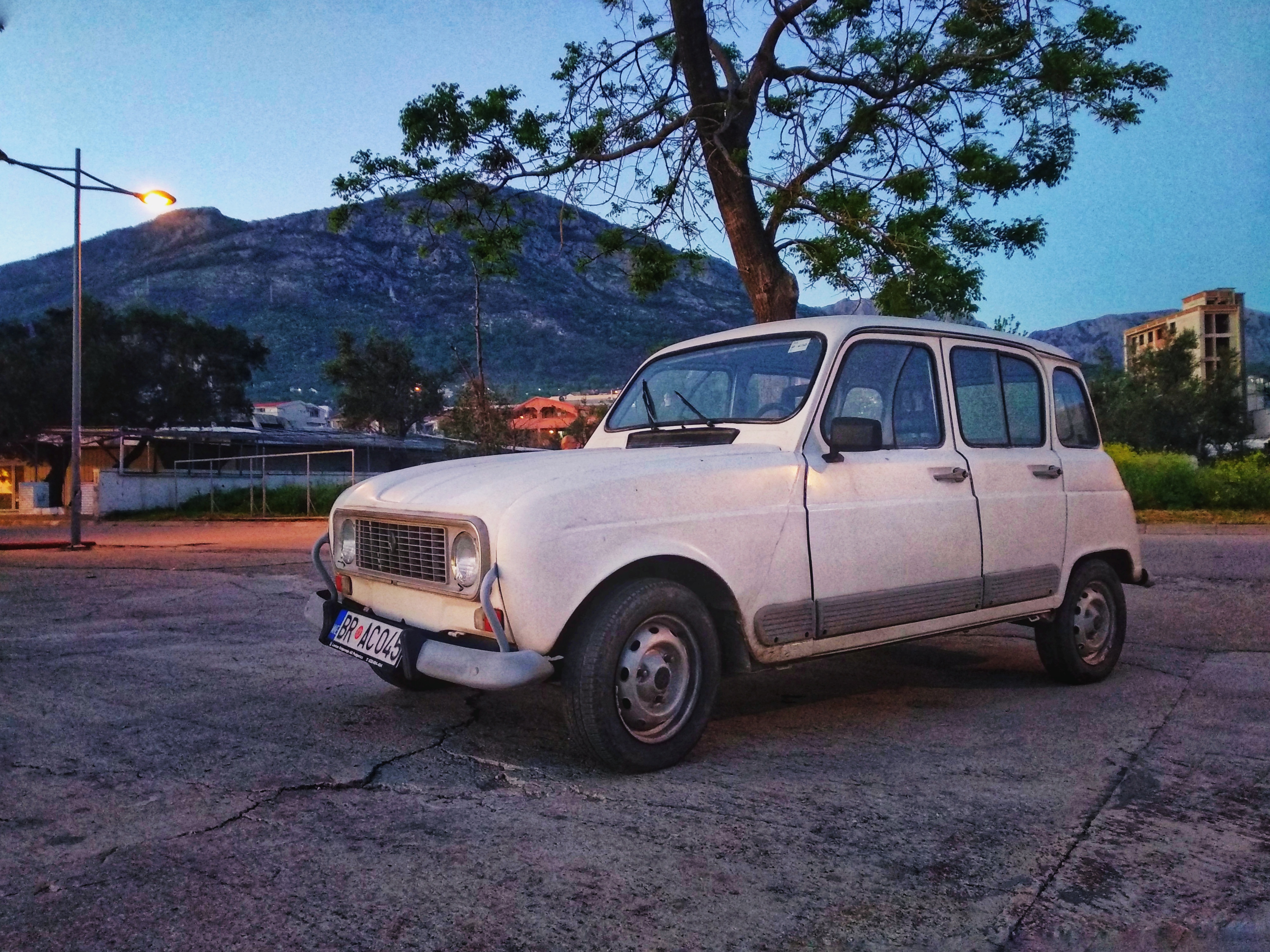 Автомобилестроение прошедшей эпохи: Югославия