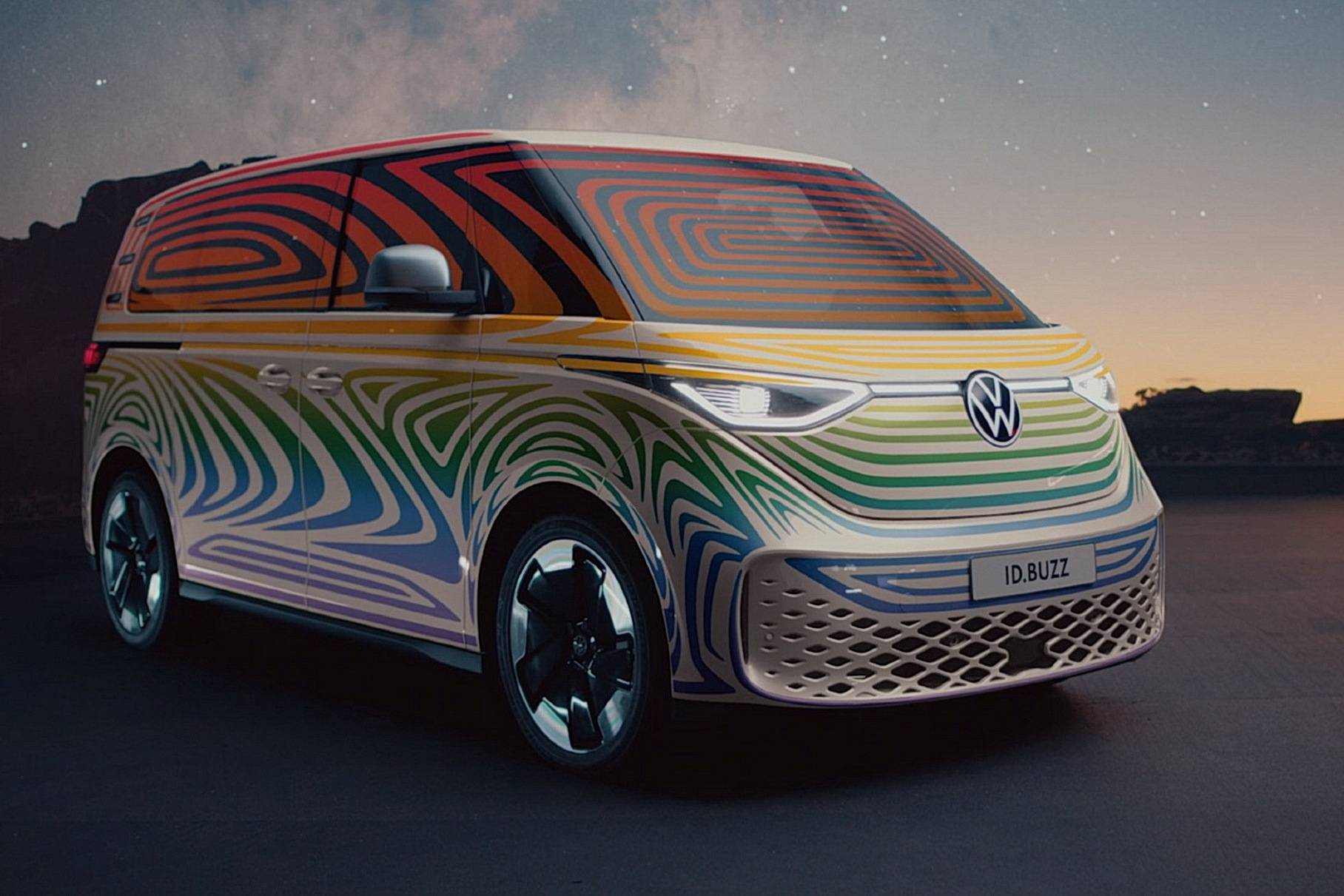 VW раскрыл внешность серийного электровэна ID.Buzz