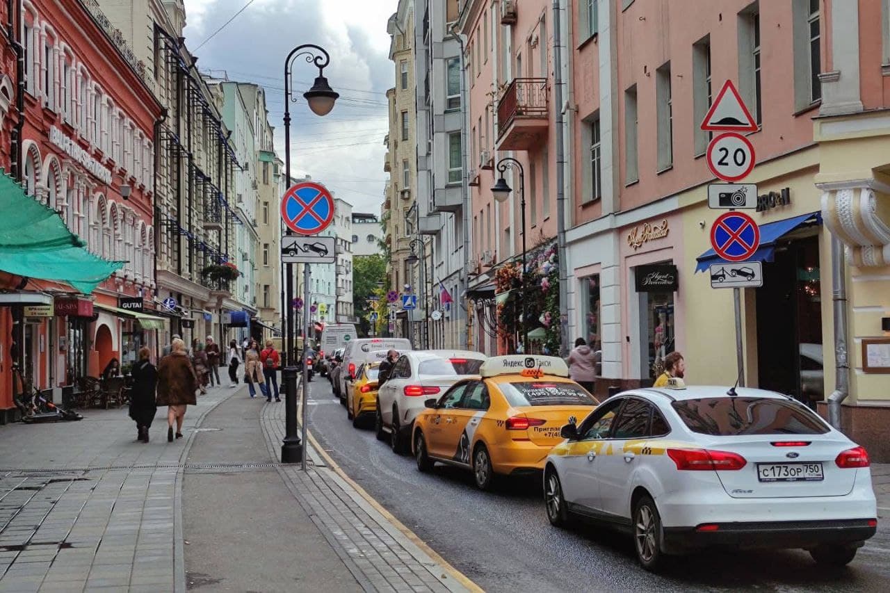 Больше половины россиян готовы платить за парковку