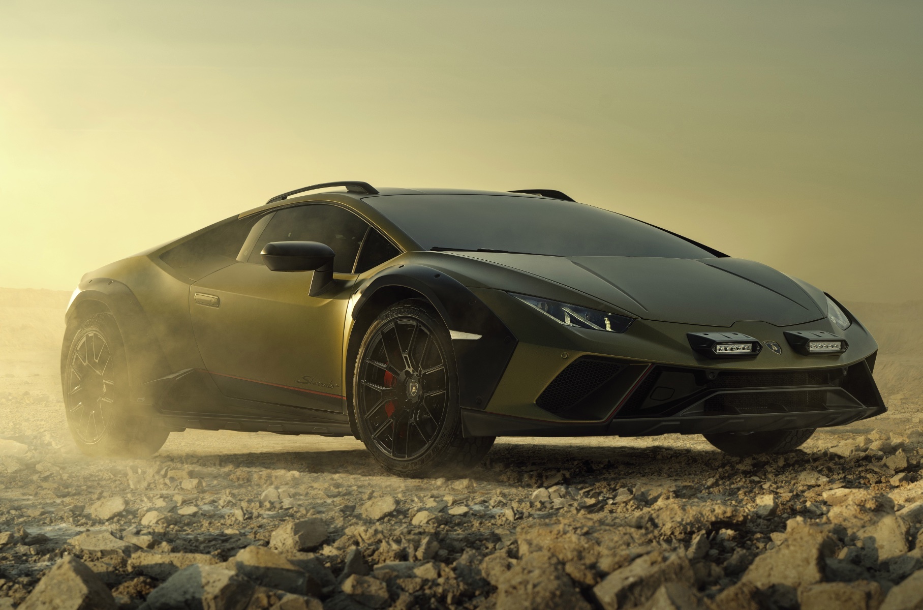 Lamborghini представила внедорожный Huracan Sterrato